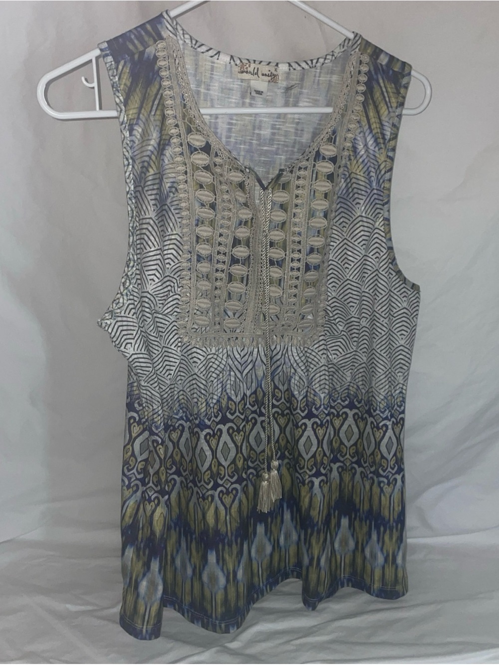 Crochet Yoke Printed Tank Top - Blue & Cream